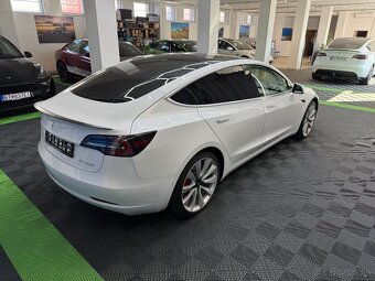 Tesla Model 3 Performance 2019 - 3