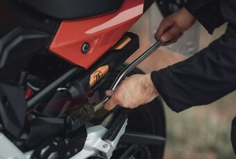 SW-Motech bočné brašne a nosič - HONDA - 3