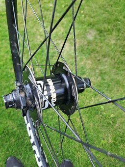 koleso E thirteen 142x12mm 27.5 - 3