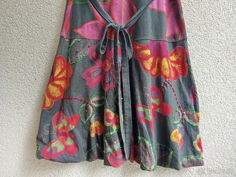 Desigual letné kvetinové šaty - 3
