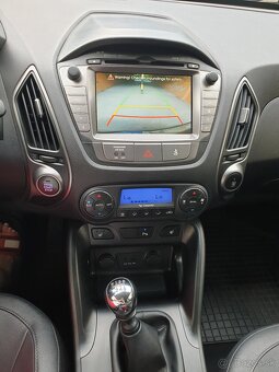 Hyundai ix35 SUV - 3
