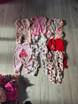 Balik oblecenia dievca 3-6m / 14 € - 3