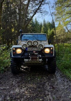 Land Rover Discovery 2.5 Td5 (2003), 90 kW, offroad špecial - 3