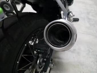 Nový  Univerzálny Športový  výfuk  na  motorku - LeoVince - 3