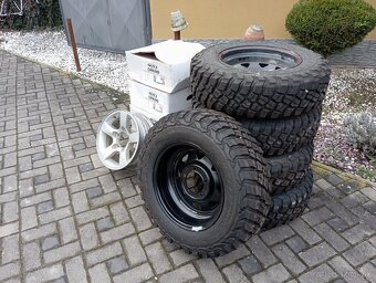 Suzuki Jimny 1.3i rv2011 Kúpené v SR - 3