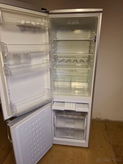 Predam chladnicku s mrazničkou. - 3
