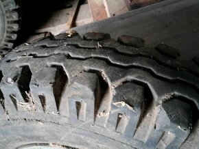 Predám kolesá 8,25-20 - 3