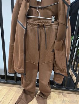 Nike Tech Fleece Brown - 3