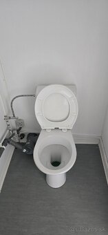 Obytný kontajner 6x2.5 m - 3