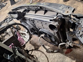 Škoda octavia 2 predná stena - 3