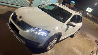 Škoda Octavia Scout - 3