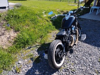 Kawasaki VN 800 - 3