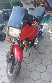 Suziki GSX750 ES - 3