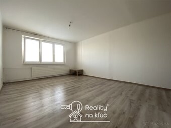 Na prenájom 2-izbový byt na sídlisku Juh v Nových Zámkoch - 3