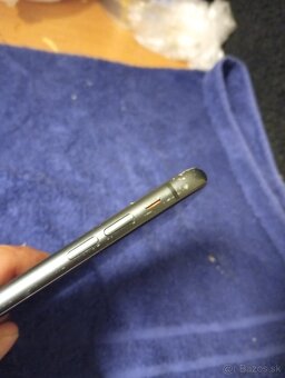 NEFUNKČNÝ(Zablokovaný)IPHONE 11 128GB - 3
