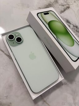 Apple iPhone 15 128gb green - 3