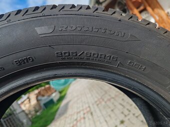 205/60 R16 - 3