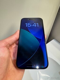 iPhone 15 PRO 128GB ČIERNY V TOP STAVE 90% BATÉRIA - 3