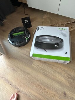 Roomba j7 - 3