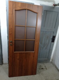 Interiérové dvere s veľkým presklením, presklené dvere ľavé - 3