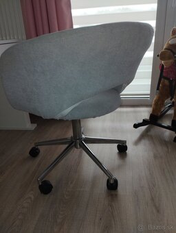 Otočná nastaviteľná stolička - 3