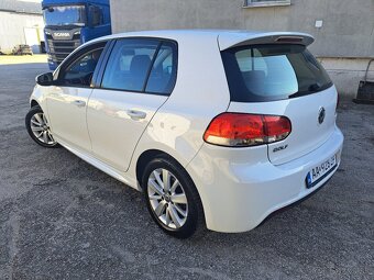 Volkswagen golf - 3