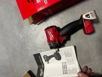 Milwaukee M18 FIW2F12-0 razovy uťahovak - 3
