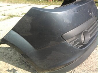 Predam predny naraznik na Opel astra H - 3