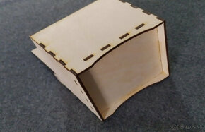 Drevena krabicka, skatula s vypalovanym motívom - 3