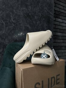Adidas Yeezy Slide Bone - 3