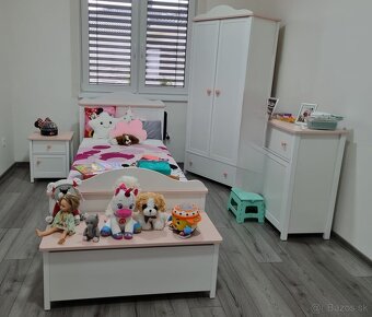Nábytok do detskej izby s posteľou 90x200 LEGUAN - 3