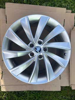 Pegasus 5x112 R18 Škoda - 3