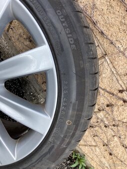 predám disky Mercedes- Benz 245/45 R18” letná sada - 3