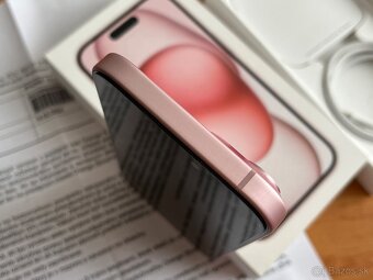 Apple iPhone 15 128GB - 3