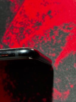 iPhone SE 2022 - 3