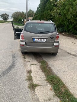 Corolla Verso - 3