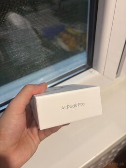 Appke Airpods Pro 2. Generacie USB-C - 3