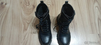 Predám dievčenské čižmičky - 3