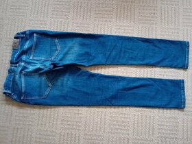 Detské rifle 164, modré, zachovalé, cena 5 €
- 3