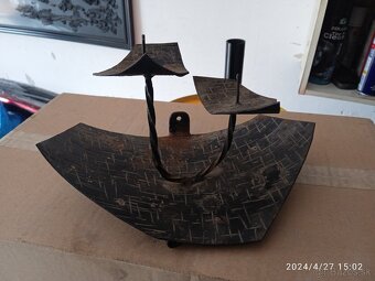 POPOLNIK PES A STARY SVIETNIK - 3