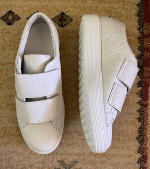 Dámske elegantné topánky, celkom nové - 3