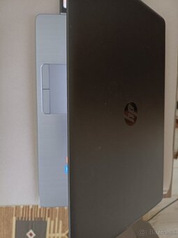 HP ProBook 4710s - 3