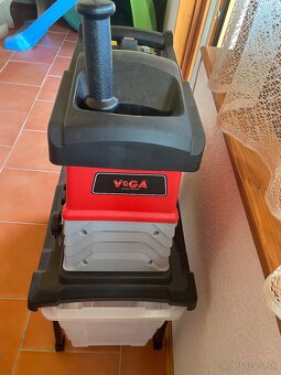 Valcový drvič s boxom VeGA LSG2812 - 3