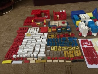 Predám mix stavebnicových dielcov LEGO,LEGO DUPLO, iné - 3