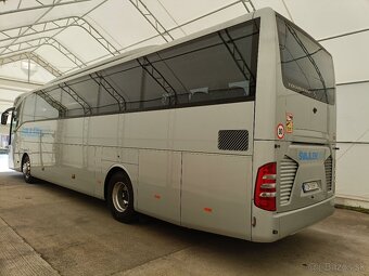 Mercedes Tourismo - 3