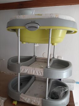 Prebalovaci pult s vaničkou - 3