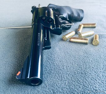 Revolver Smith&Wesson .44 Magnum - 3