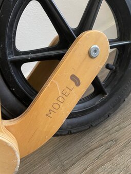 detské drevené odrážadlo Repello model J - 3