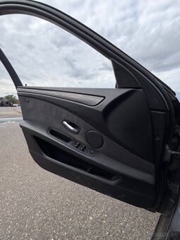 Interiér BMW E60 Lci Komfort vyhrev - 3