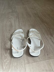 Biele sandále č.39 - 3